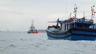 Cứu hộ thành công tàu cá gặp nạn trên biển