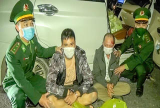 Khởi tố 3 đối tượng vận chuyển 21kg ma túy đá ở Quảng Trị