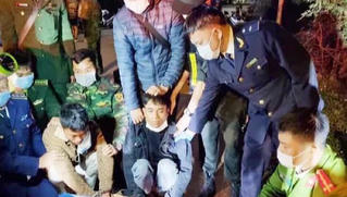 Hai thanh niên vận chuyển 12.000 viên ma túy tổng hợp sa lưới