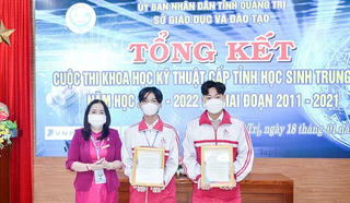 Hai học sinh lớp 11 chế tạo Robot lấy mẫu xét nghiệm COVID-19