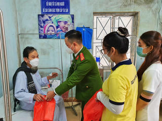 Thượng úy Trần Anh Tiến - Bí thư Đoàn năng nổ, giỏi chuyên môn