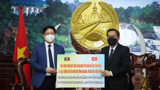 Lãnh đạo Thừa Thiên Huế thăm và làm việc với tỉnh Salavan, nước Lào
