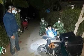 Nam thanh niên vận chuyển pháo lậu để lấy 400.000 đồng tiền công