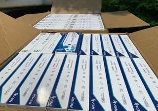 Huế: Phát hiện xe khách vận chuyển 6.000 bộ kit test COVID-19 không rõ nguồn gốc