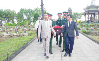 Truy điệu và an táng 16 hài cốt liệt sĩ hy sinh tại Lào