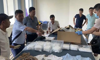 Hai đối tượng vận chuyển 30kg ma túy từ Quảng Trị vào TP. Hồ Chí Minh sa lưới