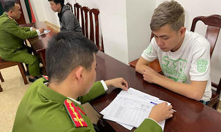 Nam thanh niên 9X ở Huế cầm đầu đường dây cá độ bóng đá hàng chục tỷ đồng