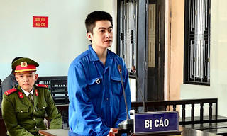 Lĩnh 14 năm tù vì nhận bán giúp ma tuý