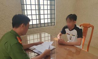 Lẻn vào bệnh viện trộm xe máy
