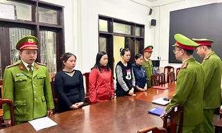 Bắt 4 đối tượng mua bán hóa đơn trái phép