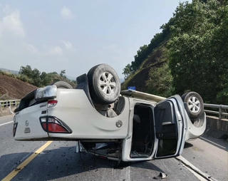 Tai nạn giao thông trên cao tốc La Sơn – Tuý Loan khiến 2 người bị thương