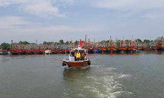 Tàu thuyền hoạt động trên biển Quảng Bình đã đến nơi tránh, trú an toàn