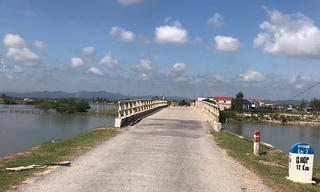 Nguy cơ cao sập cầu Sông Thai 