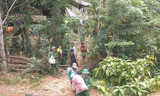 Xuất hiện vết nứt nguy hiểm ở Quảng Bình