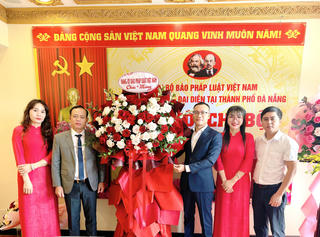 Chi bộ Văn phòng Đại diện Báo Pháp luật Việt Nam tại TP Đà Nẵng tổ chức Đại hội nhiệm kỳ 2025-2027