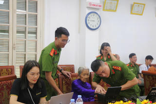 Công an TP Huế triển khai thu nhận mẫu ADN cho thân nhân liệt sĩ chưa xác định danh tính