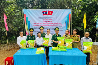 Thắm tình hữu nghị Việt – Lào nơi biên giới Quảng Trị