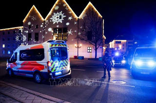 Bác sỹ tấn công khủng bố chợ Giáng sinh khiến hơn 60 người thương vong