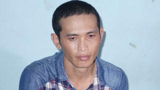 Trốn khỏi trại tạm giam, ra ngoài đi trộm cây mai cảnh