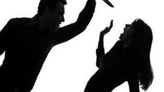 Nghi án chồng chém vợ trọng thương rồi tự tử