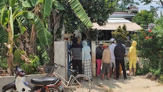 Thiếu niên 16 tuổi tử vong bất thường giữa sân nhà