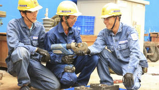 Đề nghị nâng cao mức sống, điều kiện làm việc cho người lao động