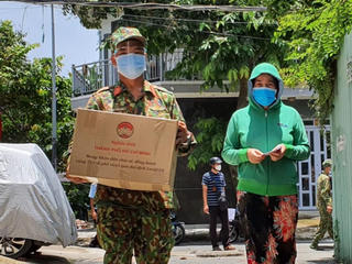 TP HCM chăm sóc tốt người cơ nhỡ, người gặp khó khăn