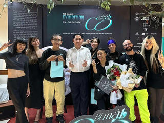 OneHealth khám sức khỏe miễn phí và cùng Nơ Xanh triển lãm gây quỹ tủ thuốc phụ khoa