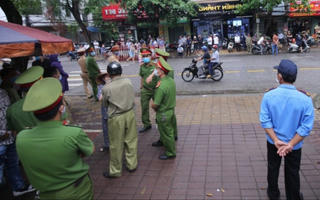 Xét xử Đường “Nhuệ” tội thứ nhất: An ninh nghiêm ngặt, đông đảo người dân chờ đợi một bản án thích đáng
