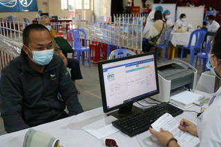 Thông tin đúng về việc “thừa” gần 40.000 liều vaccine Vero Cell tại Lào Cai