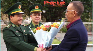 Chào đón những cư dân đầu tiên xuất - nhập cảnh qua Cửa khẩu Ma Lù Thàng sau 3 năm dịch COVID-19