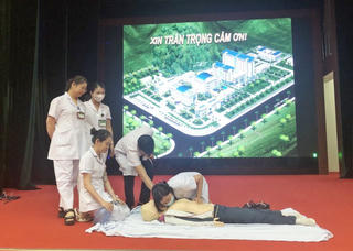 Bệnh viện Đa khoa tỉnh Lào Cai: Tập huấn cấp cứu ngừng tuần hoàn và xử trí phản vệ