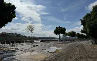 Thành phố Lào Cai sau 2 ngày lũ rút 