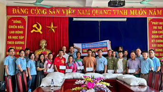 Chung tay ủng hộ người dân bị thiệt hại do thiên tai tại thị xã Sa Pa