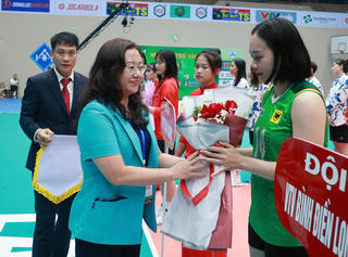 Khai mạc Giải Bóng chuyền VĐQG Cúp Hóa chất Đức Giang