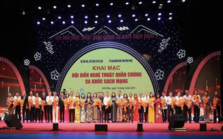 Khai mạc Hội diễn Nghệ thuật quần chúng Ca khúc cách mạng năm 2023