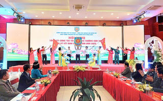 Nâng cao vai trò của công tác thi đua khen thưởng nhằm động viên, huy động nguồn lực, tạo khí thế làm việc hiệu quả.