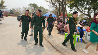 Điện Biên nhộn nhịp đón du khách