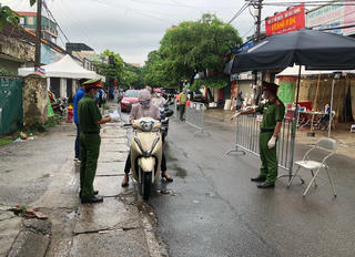 Công an xã Tả Thanh Oai (Hà Nội) thực hiện tốt ‘nhiệm vụ kép’