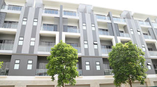 Him Lam land trao sổ đỏ cho cư dân Him Lam New STar