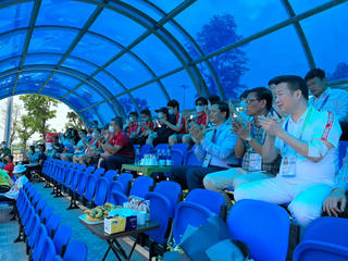 Bộ trưởng Bộ Văn hoá Singapore thăm, cổ vũ các VĐV thi đấu Quần vợt SEA Games 31