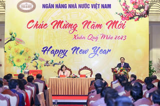 Đầu Xuân Quý Mão 2023, Thủ tướng tiếp tục chỉ đạo ngành ngân hàng 'gỡ vướng' thị trường bất động sản 