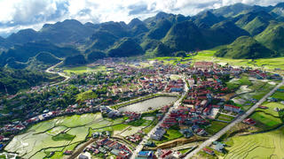 Duyệt Đồ án điều chỉnh tổng thể quy hoạch chung thị trấn Sìn Hồ