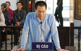 Bản án 15 năm tù cho gã chồng giết vợ chỉ vì chuyện giấy tờ đất