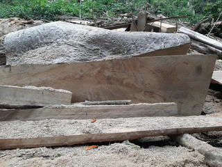 Phát hiện 13 điểm tập kết gỗ lậu lớn ở huyện Ea Súp