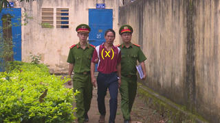 Giở trò với con riêng của vợ, cha dượng đồi bại bị truy tố