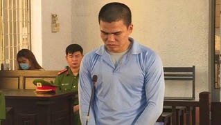 Kẻ truy sát bạn bằng súng và dao lĩnh 10 năm tù