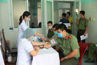 Đắk Nông hỏa tốc đề nghị Bộ Y tế sớm cung ứng thêm vaccine phòng COVID-19