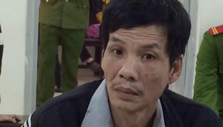 10 năm làm vợ, 7 lần “tiễn” chồng vào trại giam