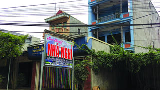 Nữ sinh bị ép bán dâm trong nhà nghỉ "không kinh doanh mại dâm"?